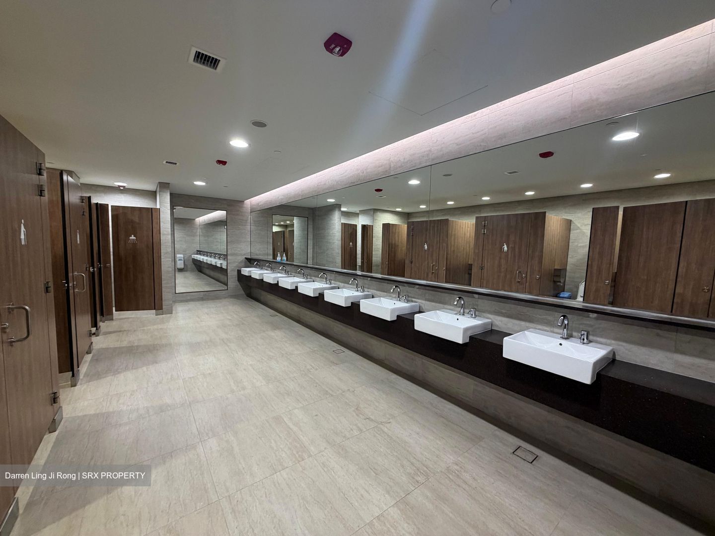 Kallang Way (D13), Factory #584459151